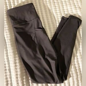 black leggings